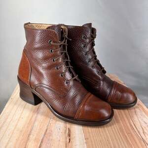 Vintage Vero Cuoio Brown Pebbled Leather Cap Toe Block Heel Boots Size 4.5